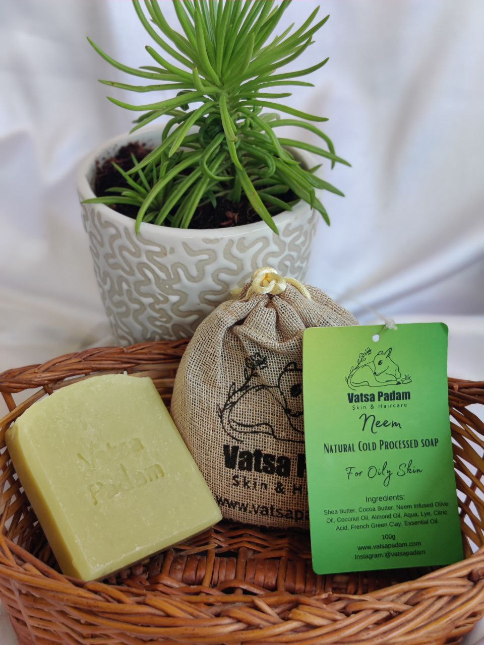 Neem ColdProcess Soap for Oily Skin (100g) Vatsa Padam